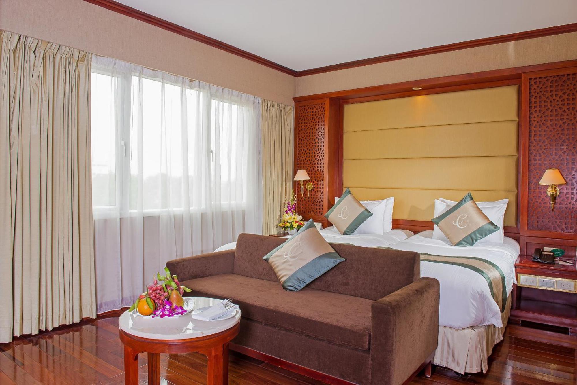 Standard Suite,1277719312:JPEG